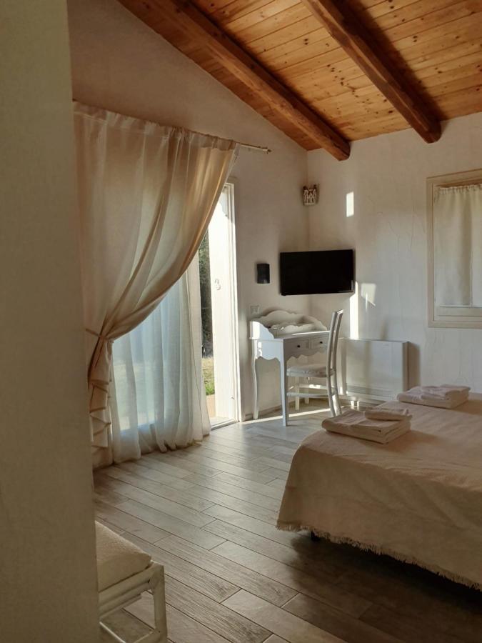 Nacchinono Bed and Breakfast Olbia Eksteriør billede